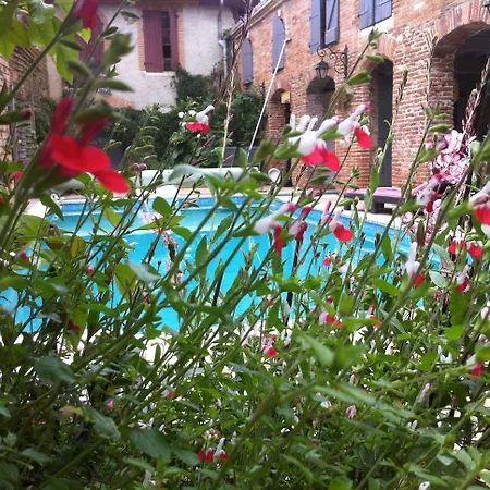 Delga Bed & Breakfast 4*