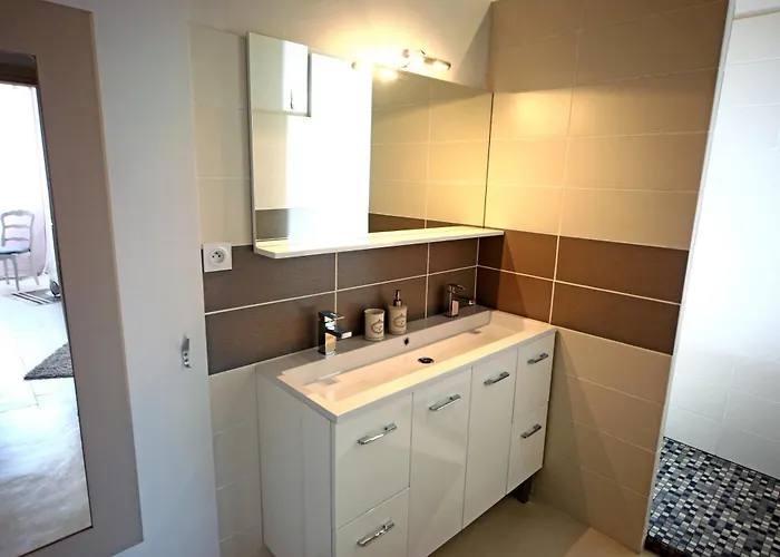 Delga Bed & Breakfast 4*